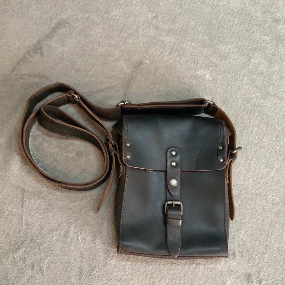 Aunts and Uncles German Dark Brown Leather Crossbody Messenger Bag Teal Lining